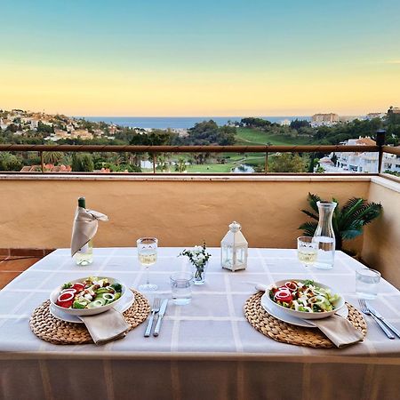 ベナルマデナPenthouse Benalvistas Torregolf Seaviewアパートメント エクステリア 写真